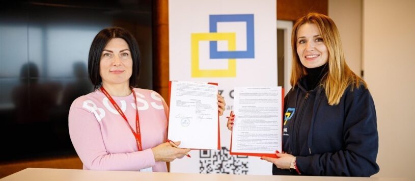 Razom and Ukrainian mail carrier “Nova Poshta” – now working together to victory!