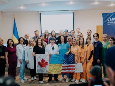 26 реконструктивних операцій за 4 дні: команда міжнародних хірургів уп’яте працювала в Україні.