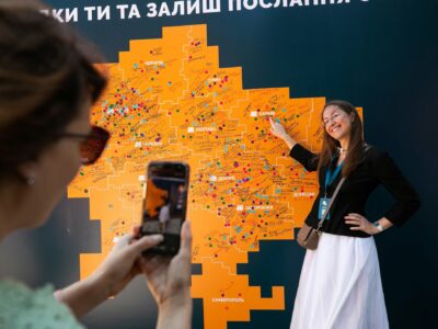 Інвестиції в майбутнє: як Razom підтримує українських освітян